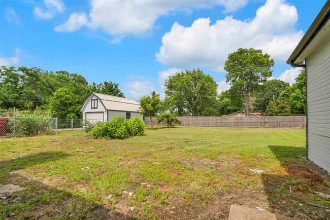820 Lipscomb St, House other with 3 bedrooms, 2 bathrooms and null parking in Bonham TX | Image 31