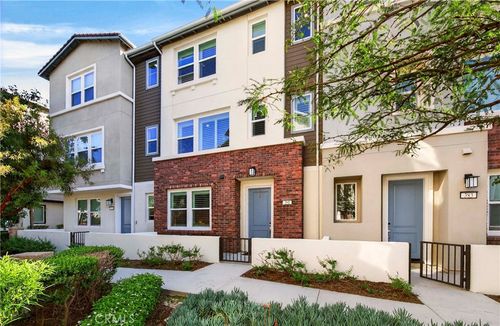 381 Bellver, Lake Forest, CA, 92630-7612 | Card Image