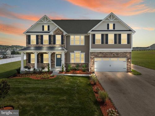 36 Winifred Dr, HANOVER, PA, 17331 | Card Image