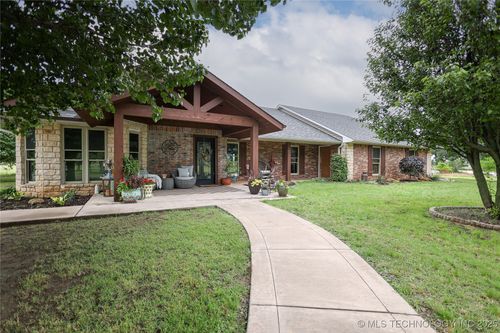 3063 W 14th St, Sulphur, OK, 73086-1100 | Card Image