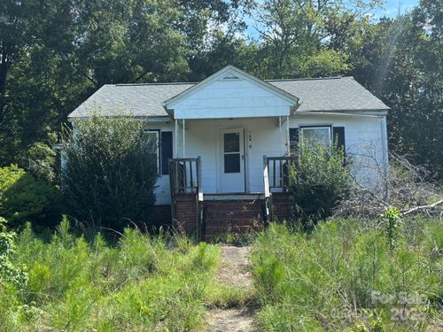 108 Circle Dr, Mount Gilead, NC, 27306-9296 | Card Image
