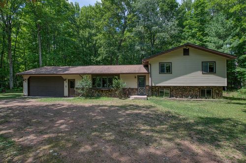 2051 Pinewood Dr, Eagle River, WI, 54521-8847 | Card Image