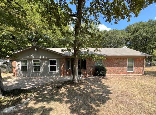 213 Glenhaven Dr, Azle, TX, 76020-3623 | Card Image