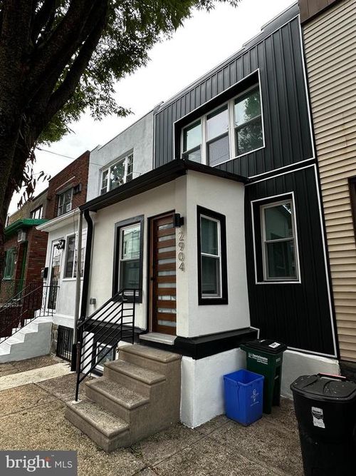 2904 S Smedley St, PHILADELPHIA, PA, 19145-4826 | Card Image