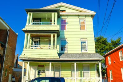 442-446 Carroll Avenue, Home with 9 bedrooms, 3 bathrooms and 3 parking in Bridgeport CT | Image 3