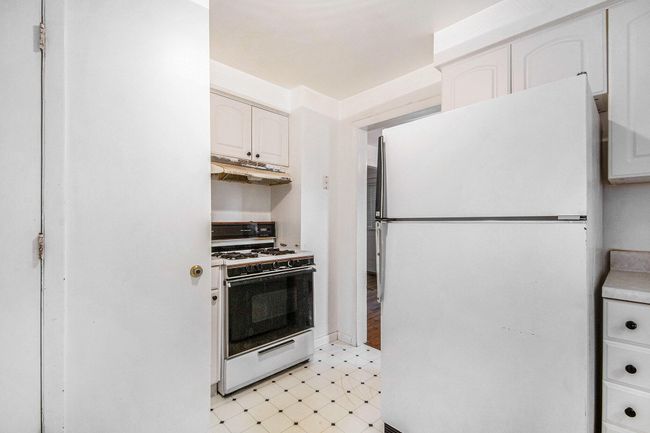 1137 Merrifield St Se, House other with 2 bedrooms, 2 bathrooms and null parking in Grand Rapids MI | Image 6