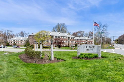 3-103 Farrwood, North Andover, MA, 01845 | Card Image