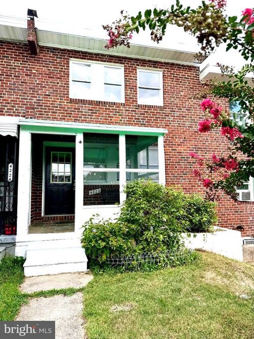 4222 Bonner Rd, BALTIMORE, MD, 21216-1218 | Card Image