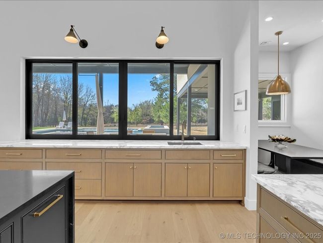 605 E Florence St, House other with 5 bedrooms, 5 bathrooms and null parking in Broken Arrow OK | Image 33