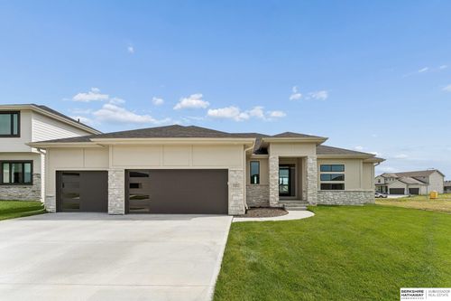 6207 N 209th St, Elkhorn, NE, 68022-5478 | Card Image