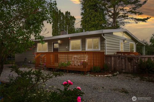 1302 Park Avenue, Snohomish, WA, 98290 | Card Image