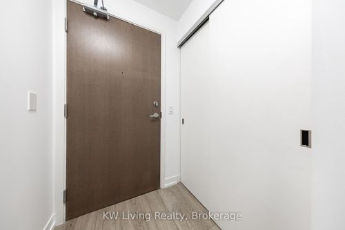 2712-15 Lower Jarvis St, Toronto, ON, M5E0C4 | Card Image