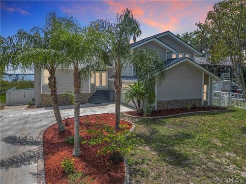 1544 Nw 17th Ct, Crystal River, FL, 34428-8342 | Card Image