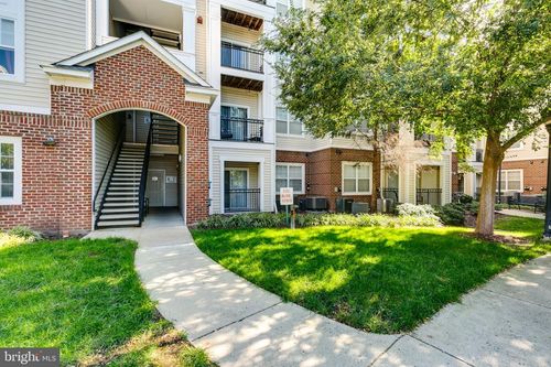 apt-211-12925 Centre Park Cir, HERNDON, VA, 20171-5935 | Card Image