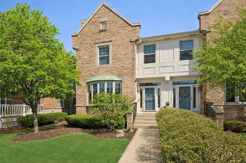 2325 Sundrop Dr, Glenview, IL, 60026-8007 | Card Image