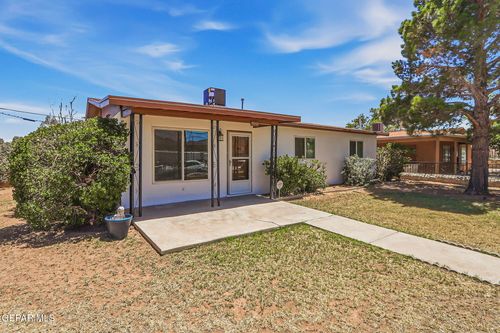 9040 Diana Dr, El Paso, TX, 79904-1525 | Card Image