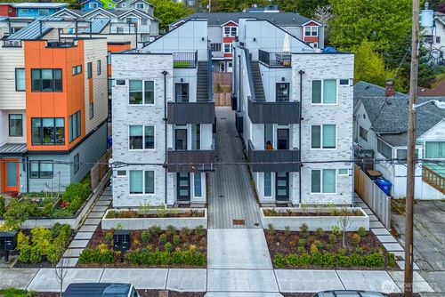 1525 C 17th Ave S, Seattle, WA, 98144 | Card Image