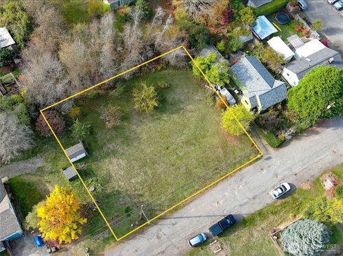 1525 Grant St, Port Townsend, WA, 98368-8641 | Card Image