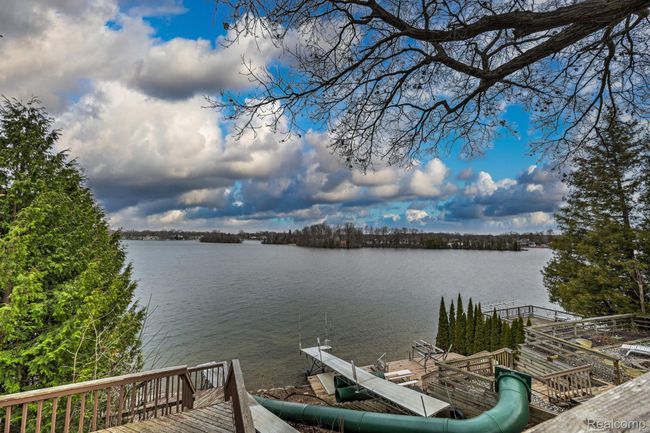 STPES TO LAKE | Image 66
