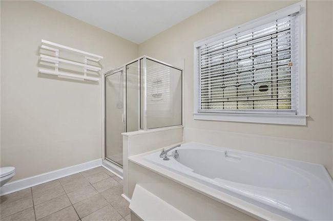 4505 Lakefield Bnd, House other with 4 bedrooms, 3 bathrooms and 2 parking in Berkeley Lake GA | Image 22