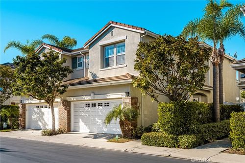 18621 Park Meadow Ln, Huntington Beach, CA, 92648-6817 | Card Image