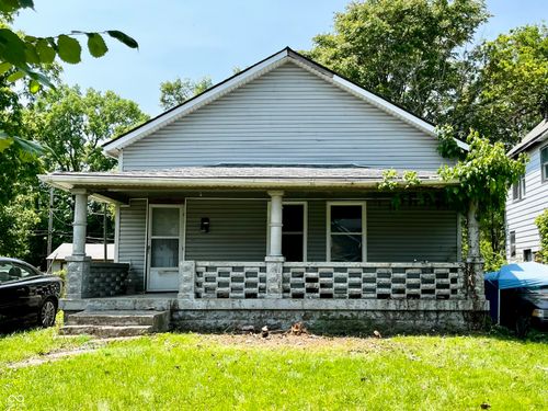 2826 Station St, Indianapolis, IN, 46218-2959 | Card Image