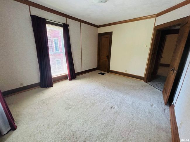 636 5 Th Ave S, House other with 3 bedrooms, 2 bathrooms and null parking in Clinton IA | Image 17