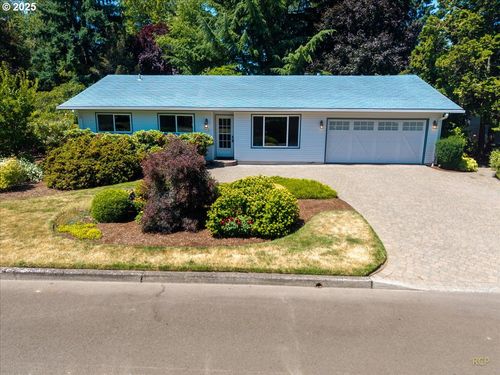 773 Se 33rd Ave, Hillsboro, OR, 97123-7407 | Card Image