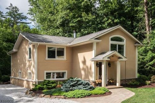 67 Hanover Rd, Hewitt, NJ, 07421-3809 | Card Image