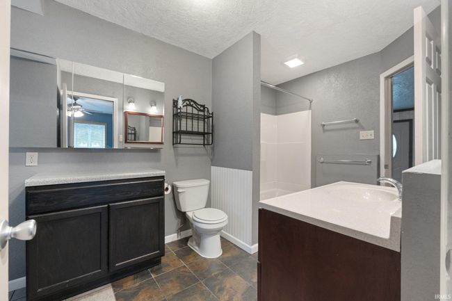 300 E Warfield St, House other with 3 bedrooms, 2 bathrooms and null parking in Garrett IN | Image 14