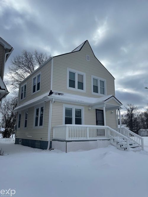 8443 Chalfonte St, Detroit, MI, 48238-1803 | Card Image