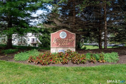 506-506 Larson Dr, Danbury, CT, 06810-7372 | Card Image
