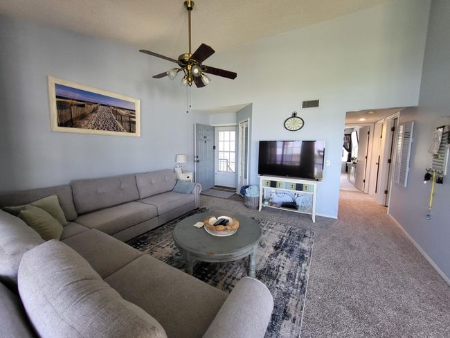 201 - 7430 N Highway 1, Condo with 3 bedrooms, 2 bathrooms and null parking in Cocoa FL | Image 5
