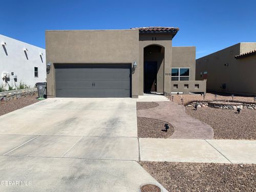 7013 Long Meadow Dr, El Paso, TX, 79934-3428 | Card Image