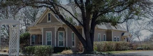 445 W Belknap St, Jacksboro, TX, 76458-2309 | Card Image
