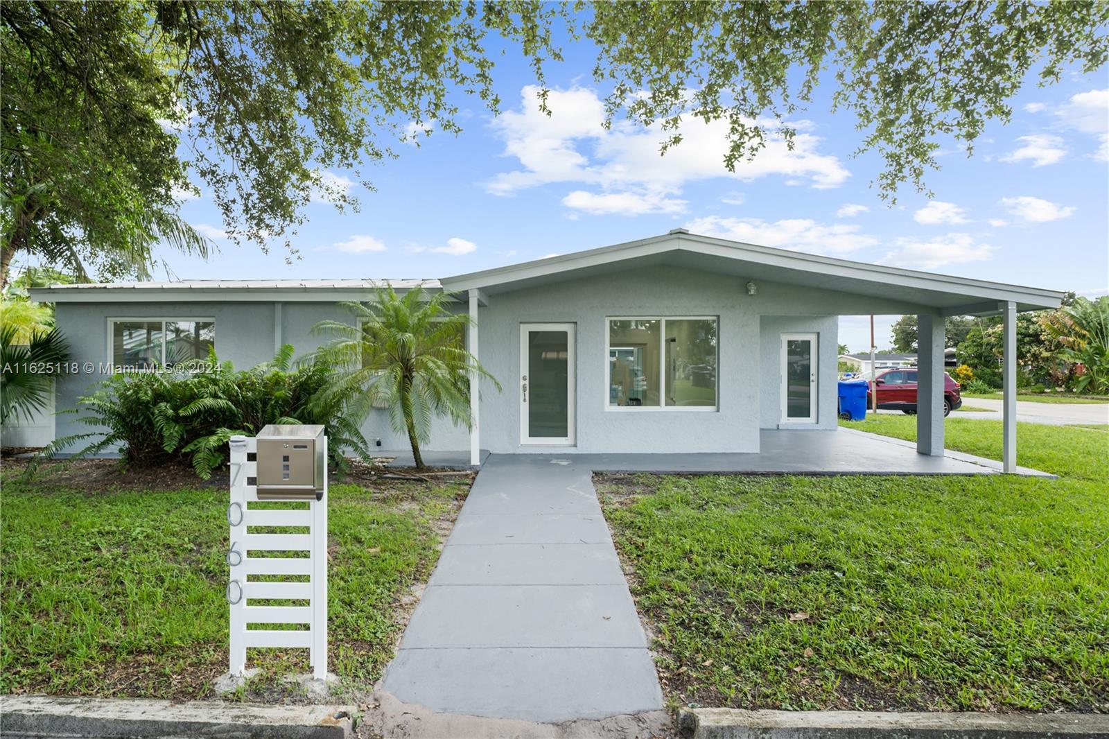 Scott St, Hollywood, FL 33024