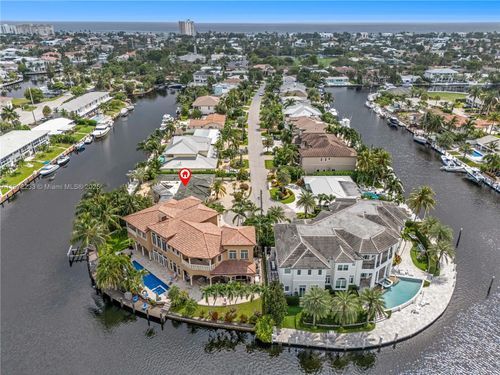 2321 Ne 35th St, Lighthouse Point, FL, 33064-8152 | Card Image