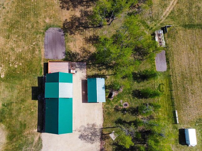 20133 Twp Rd 832, House other with 3 bedrooms, 2 bathrooms and null parking in St Isidore AB | Image 32