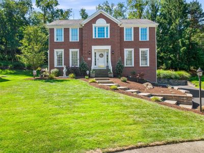 1645 Pinehurst Ct, House other with 4 bedrooms, 3 bathrooms and 2 parking in Franklin Park PA | Image 1