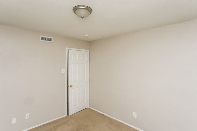 6321 Briar Knoll Dr, House other with 3 bedrooms, 2 bathrooms and null parking in Garland TX | Image 14