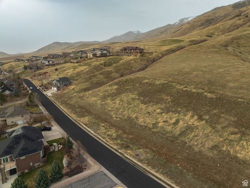 2758 N Canyon Ridge Dr, North Logan, UT, 84341-5601 | Card Image