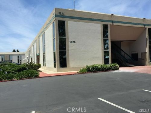 208-1820 Garry Avenue E, Santa Ana, CA, 92705 | Card Image