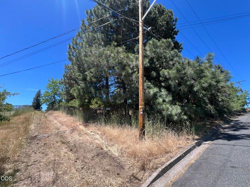 13-0 Angle Street, Klamath Falls, OR, 97601 | Card Image