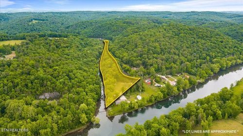 341 Lovely Bluff Rd, Rocky Top, TN, 37769-2013 | Card Image