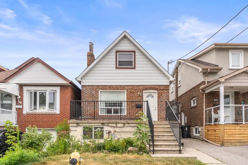 100 Livingstone Ave, Toronto, ON, M6E2L8 | Card Image