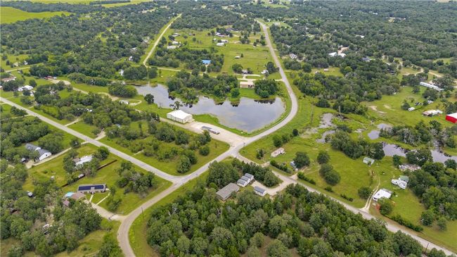 680 Mallard Dr, House other with 3 bedrooms, 2 bathrooms and null parking in Caldwell TX | Image 40