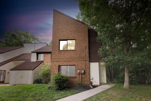 16 Country Birch Ln, Egg Harbor Township, NJ, 08234-1872 | Card Image