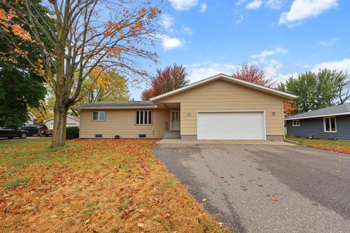 119 16th Ave Se, Saint Joseph, MN, 56374-9800 | Card Image