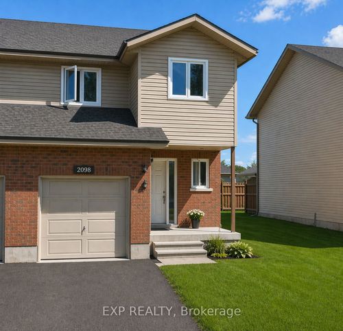 2098 Sandstone Cres, Petawawa, ON, K8H0A6 | Card Image