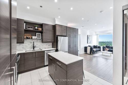 1208-277 S Park Rd, Thornhill, ON, L3T0B7 | Card Image